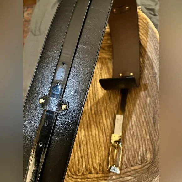 Stylish etcetera Black Leather Belt with Gold Buckle